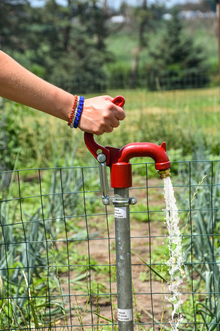 B-7000 No-Lead Frost-Proof Yard Hydrant – 1" Inlet, Heavy-Duty Outdoor Water Service | B-7000