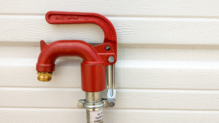 B-7000 No-Lead Frost-Proof Yard Hydrant – 1" Inlet, Heavy-Duty Outdoor Water Service | B-7000