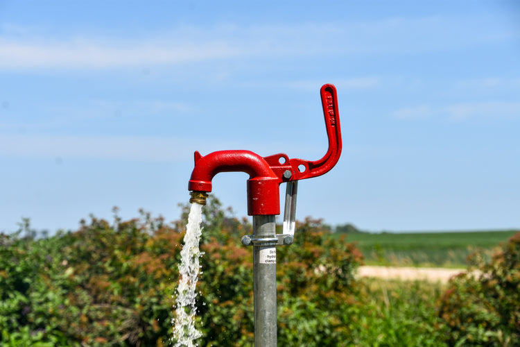 B-7000 No-Lead Frost-Proof Yard Hydrant – 1" Inlet, Heavy-Duty Outdoor Water Service | B-7000