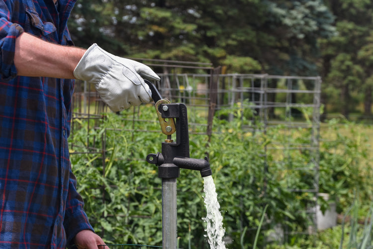 M-2000 No-Lead Frost-Proof Yard Hydrant – DuPont™ Zytel® Head, Stainless Steel Rod, Year-Round Use | M-2000