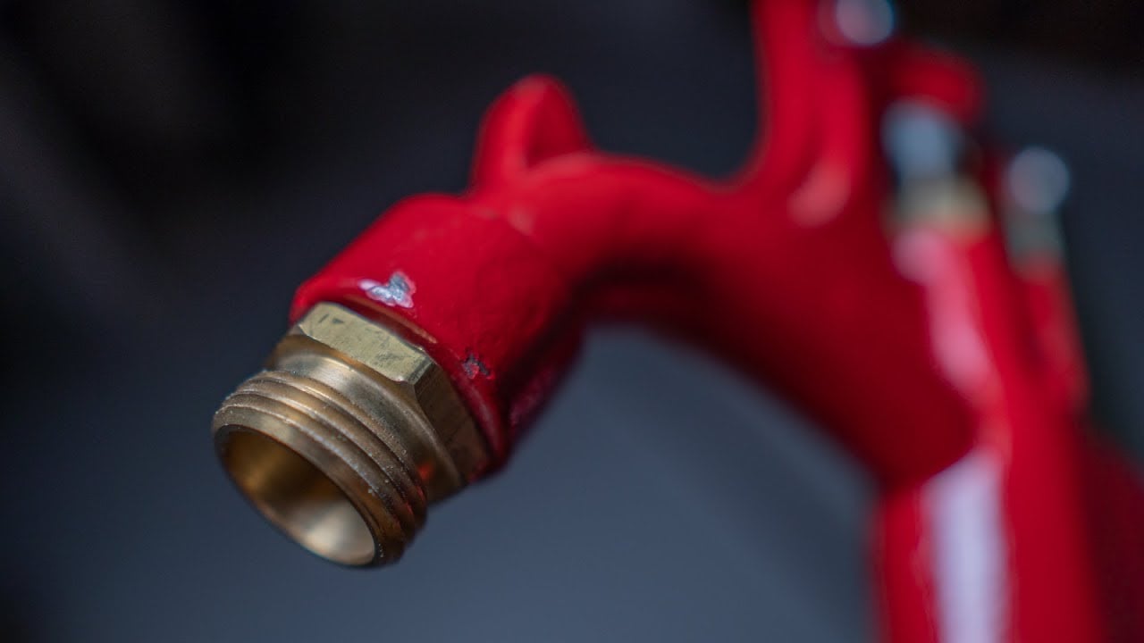 How to Repair a Leak Out of the Nozzle - R-6000 Yard Hydrant